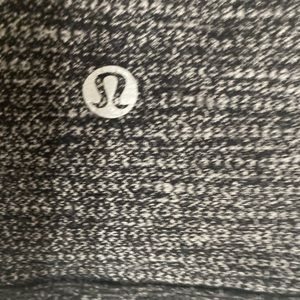 Lululemon Align high rise leggings 28” size 2